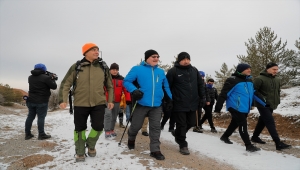 Sivas'ta, can dostlar için doğaya yem bırakıldı