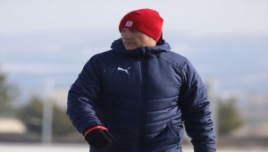 Sivasspor, ligdeki Trabzonspor, Göztepe ve Fenerbahçe maçlarına odaklandı