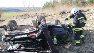 Tekirdağ'da iki otomobilin çarpışması sonucu 3 kişi yaralandı