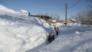 Tunceli'nin Ovacık ilçesinde kar kalınlığı 2 metreyi aştı
