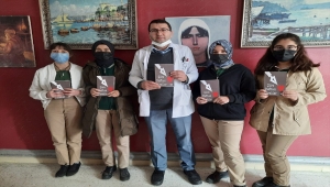 Türkiye ve Azerbaycan'dan öğretmen ve öğrenciler ortak şiir kitabı hazırladı