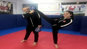 Üç kuşak tekvandocu ailenin şampiyon kızı Sude'nin hayali olimpiyatlar: