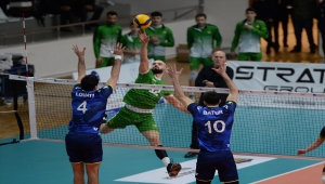 Voleybol: AXA Sigorta Efeler Ligi