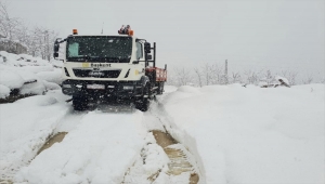 Zonguldak'ta ekipler, enerji kesintisi yaşanmaması için yoğun çaba harcıyor