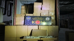 Adana'da 15 milyon tütün doldurulmuş makaron ele geçirildi