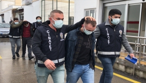 Adana'da cinayet zanlısı iki kuzen tutuklandı