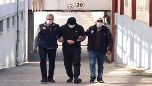 Adana'da DEAŞ'a yönelik operasyonda yakalanan 6 zanlıdan 1'i tutuklandı