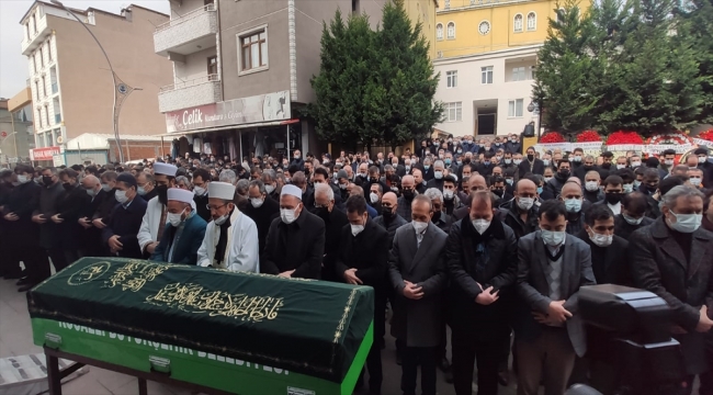 AK Parti Kocaeli Milletvekili Yaman'ın babası son yolculuğuna uğurlandı 