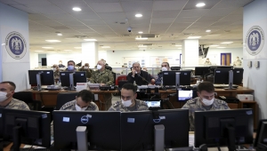 Akar, "Kış Kartalı Harekatı"nı, komuta kademesiyle Hava Harekat Merkezi'nden yönetti: