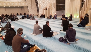 Almanya'da Regaip Kandili dualarla idrak edildi