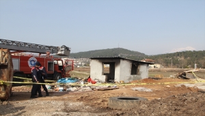 Antalya'da barakada çıkan yangında emekli öğretmen öldü