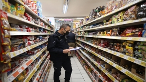 Antalya'da KDV indirimi denetimleri sürüyor