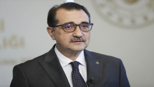 Bakan Dönmez: "Elektrikte birinci kademede yüzde 50, doğal gazda yüzde 75'lik devlet desteği devam ediyor"