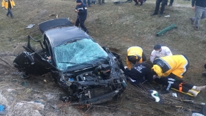 Elazığ'da devrilen otomobildeki 1 kişi öldü, 3 kişi yaralandı