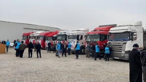 Elazığ'dan Suriye'nin İdlib kentine 8 tır insani yardım gönderildi 
