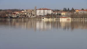 Ergene Nehri'nin debisi Kırklareli'nde düşerken, Edirne'de artışını sürdürüyor