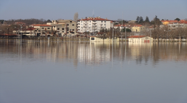 Ergene Nehri'nin debisi Kırklareli'nde düşerken, Edirne'de artışını sürdürüyor
