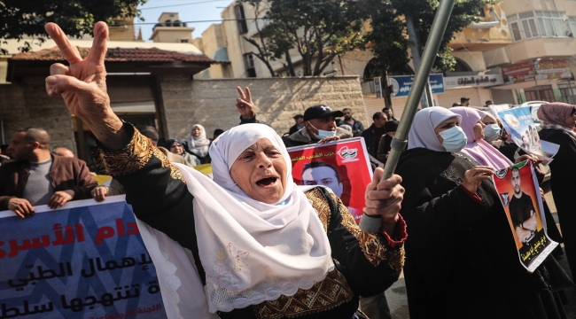 İsrail hapishanelerindeki Filistinli hasta tutuklular için Gazze'de destek gösterisi yapıldı