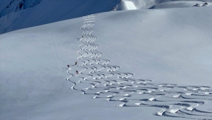 Kaçkar Dağları'nda "heliski" heyecanı sürüyor