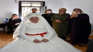 Kırıkkale'de bir kadının gelinlik giyme hayali 38 yıl sonra gerçekleştirildi