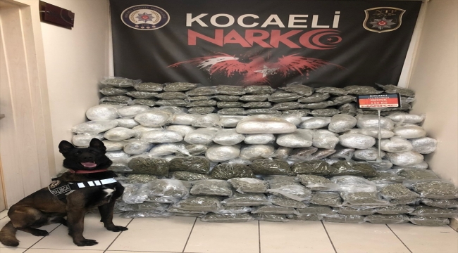 Kocaeli'de 115 kilogram uyuşturucuyla yakalanan 2 şüpheli tutuklandı
