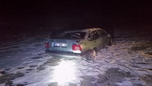 Konya'da şarampole devrilen otomobilin sürücüsü öldü