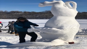 KOÜ'lü akademisyenler ABD'deki Kar Heykel Şampiyonası'na katıldı