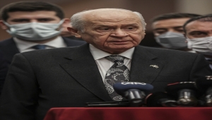 MHP Genel Başkanı Bahçeli, Cumhurbaşkanı Erdoğan'ı arayarak "geçmiş olsun" dileğinde bulundu
