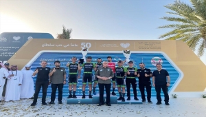 Milli bisikletçiler, Uluslararası Dubai Turu'nda podyuma çıktı