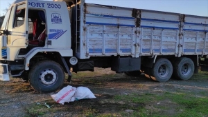 Osmaniye'de kamyonda sürücünün yatağına gizlenmiş 31 kilo 250 gram esrar bulundu