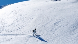 Özel harekat MAK timi Erciyes'te 3100 rakımda kış eğitimi alıyor