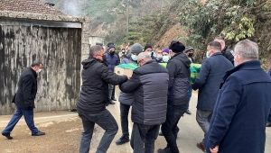 Rize'de aynı ailede Kovid-19'dan hayatını kaybeden 9'uncu kişi defnedildi 