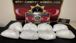 Siirt'te otomobilde 8 kilogram metamfetamin ele geçirildi 