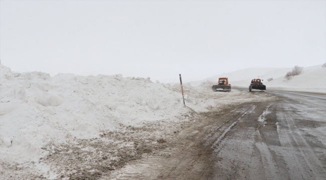 Kayseri-Develi kara yolu ulaşıma kapatıldı