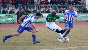 Trabzonspor'un eski yıldız futbolcusu İbrahim Yattara, sahalara döndü