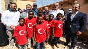 Türkiye'nin Hartum Büyükelçisi Neziroğlu, Sudan'daki yetim eğitim merkezini ziyaret etti