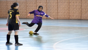 Van'ın kadın "Rivaldo"su öğretmenlik için transfer tekliflerini kabul etmiyor