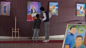 Yemen'in Taiz kentinde "abluka ve insani durum" temalı resim sergisi