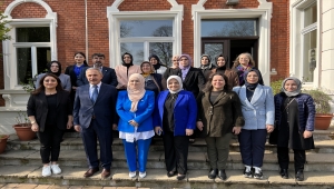 AK Parti Kadın Kolları heyeti Almanya temaslarına Köln'de başladı