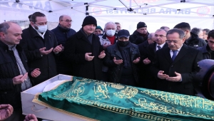 Bakan Soylu'nun dayısının oğlu Oğuz Reis'in cenazesi Samsun'da defnedildi