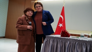 Bakan Yanık, New York'ta Türkevi'nde Türk toplumu temsilcileriyle görüştü