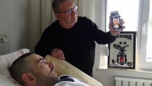 Beşiktaş Kulübü Başkanı Çebi'den yatağa bağımlığı yaşayan taraftara telefon sürprizi