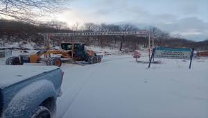 Bursa'da kardan kapanan 169 mahalle yolu ulaşıma açıldı