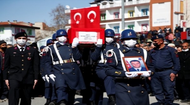 Çorum'da vefat eden astsubay memleketi Kayseri'de defnedildi