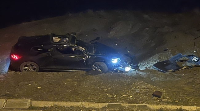 Çorum'daki trafik kazasında araçtan fırlayan iki kişi hayatını kaybetti