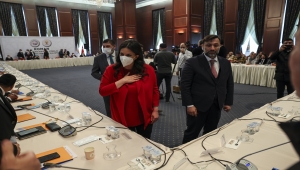 Cumhurbaşkanı Erdoğan, AK Parti'de Romanlara yönelik çalıştayda katılımcılara telefonda seslendi: