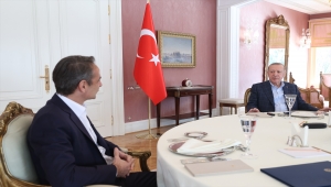 Cumhurbaşkanı Erdoğan, Yunanistan Başbakanı Miçotakis'i kabul etti