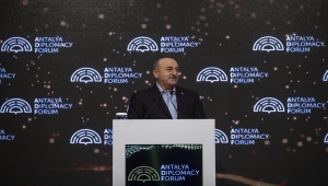 Dışişleri Bakanı Çavuşoğlu, ADF 2022'nin kapanış basın toplantısında konuştu: (1)
