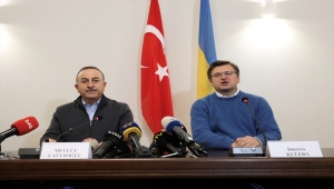 Dışişleri Bakanı Çavuşoğlu ile Kuleba, Lviv'de bir araya geldi