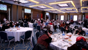 Diyarbakır'da kanser hastası ve kanseri yenen 150 kadına moral etkinliği